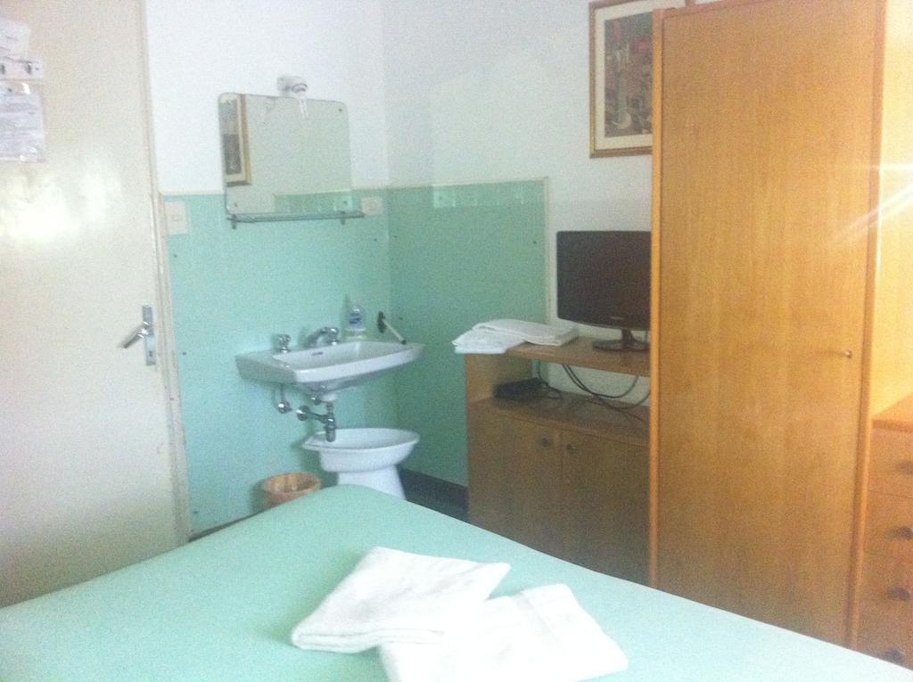 Pensione Elvezia Rapallo Habitación foto